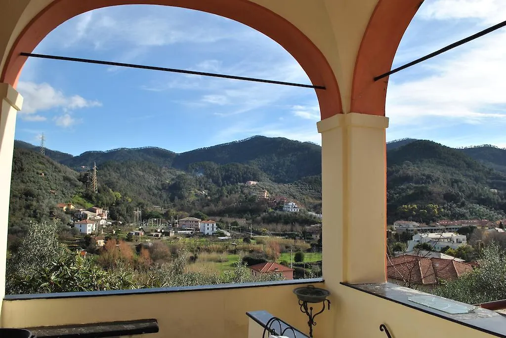L' Amandola Villa Levanto 0*,