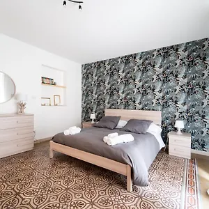 https://historic-center-apartment-catania-stays.catania-hotels.net